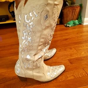 Knee high cowgirl boots